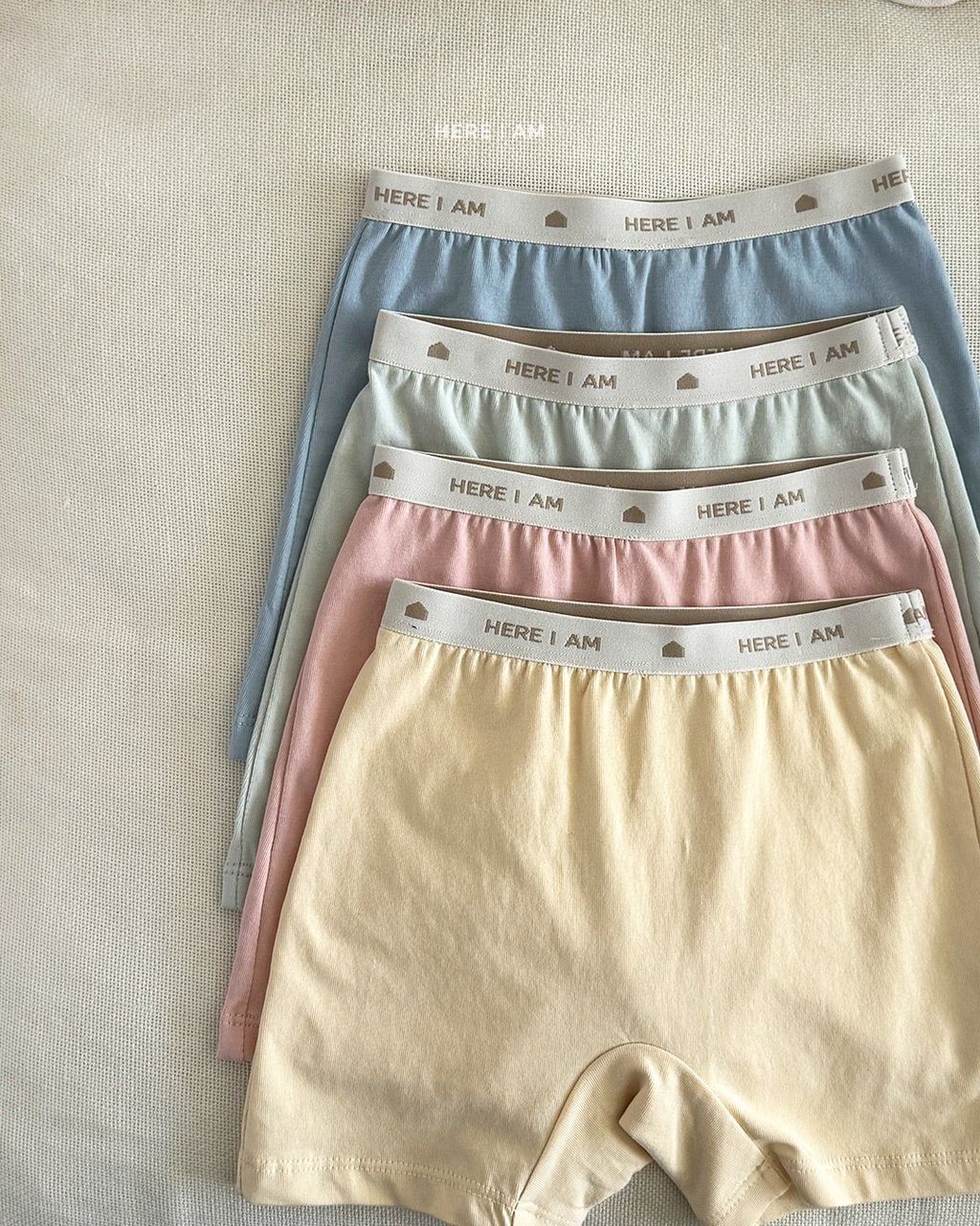 here i am 素色四角褲 11