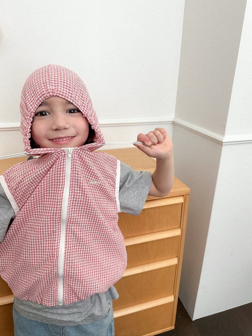 digreen milky hood vest 糖果格子連帽背心 17