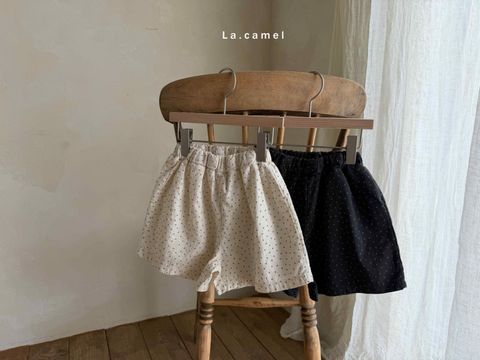 LACAMEL點點短褲 01