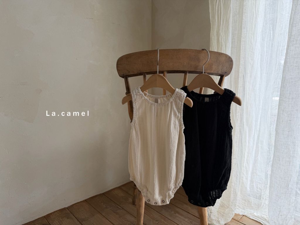 LACAMEL直條背心包屁衣06