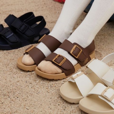 new balance play sandal 經典涼鞋 01