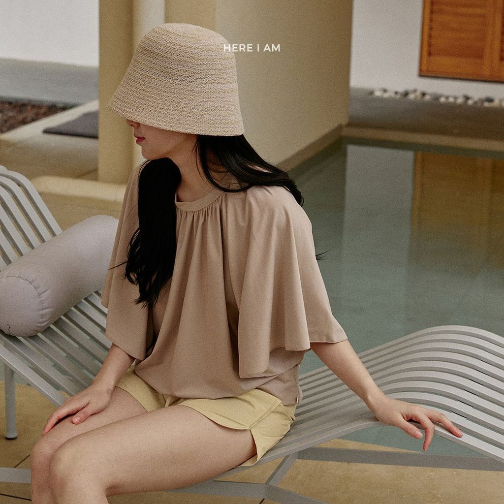 HERE I AM 咖啡小熊泳裝 01