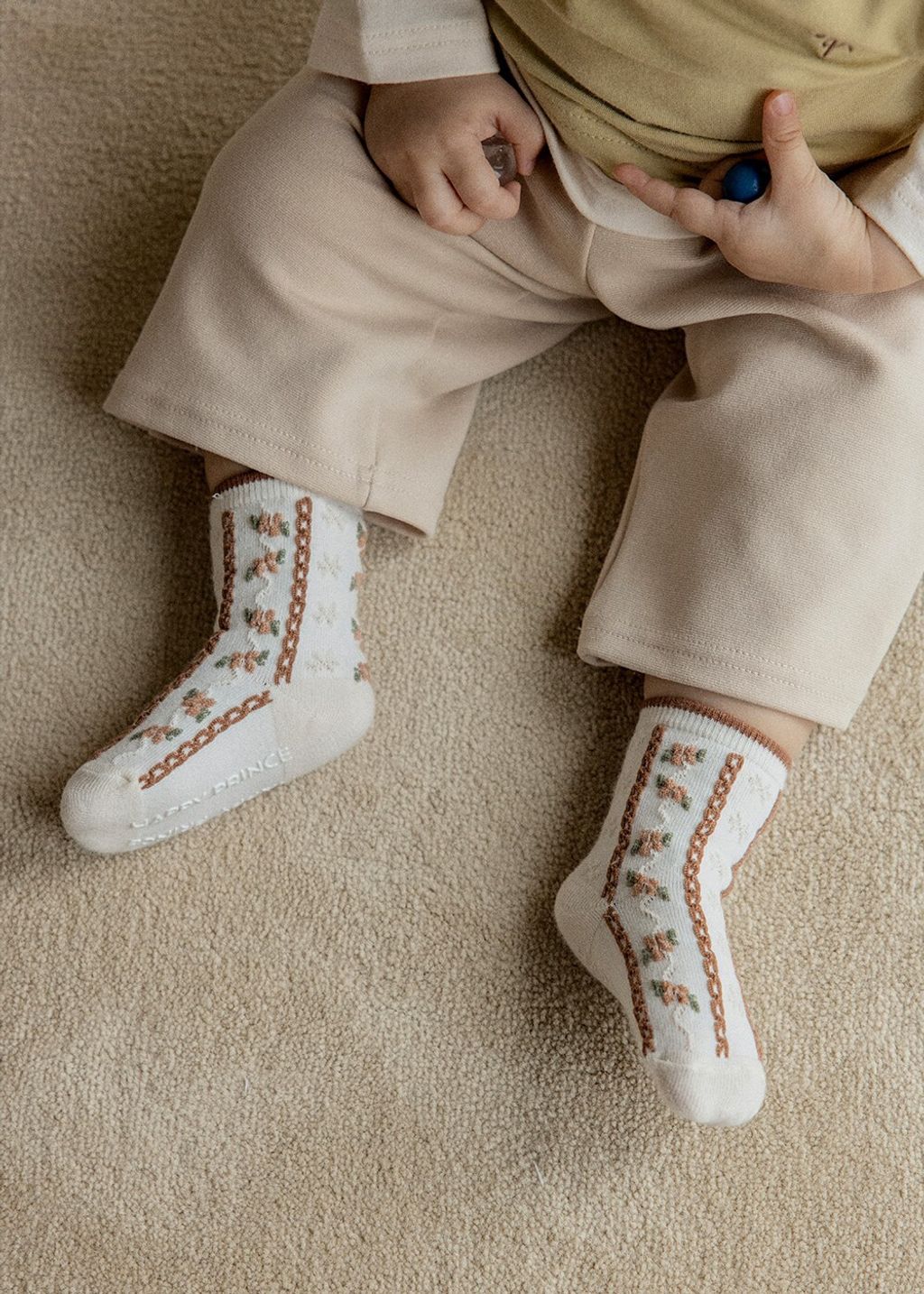 zeffrinbabysocks_1_04