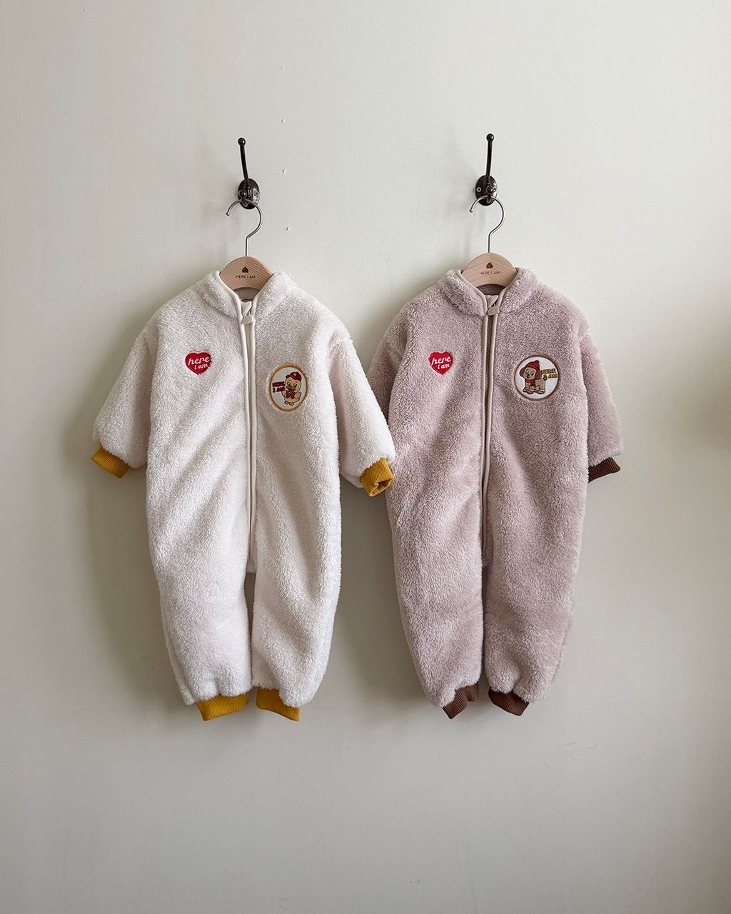here i am kinder fleece 拼色包邊連身裝 10