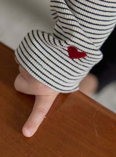 BEBOLIEN愛心刺繡條紋上衣 08