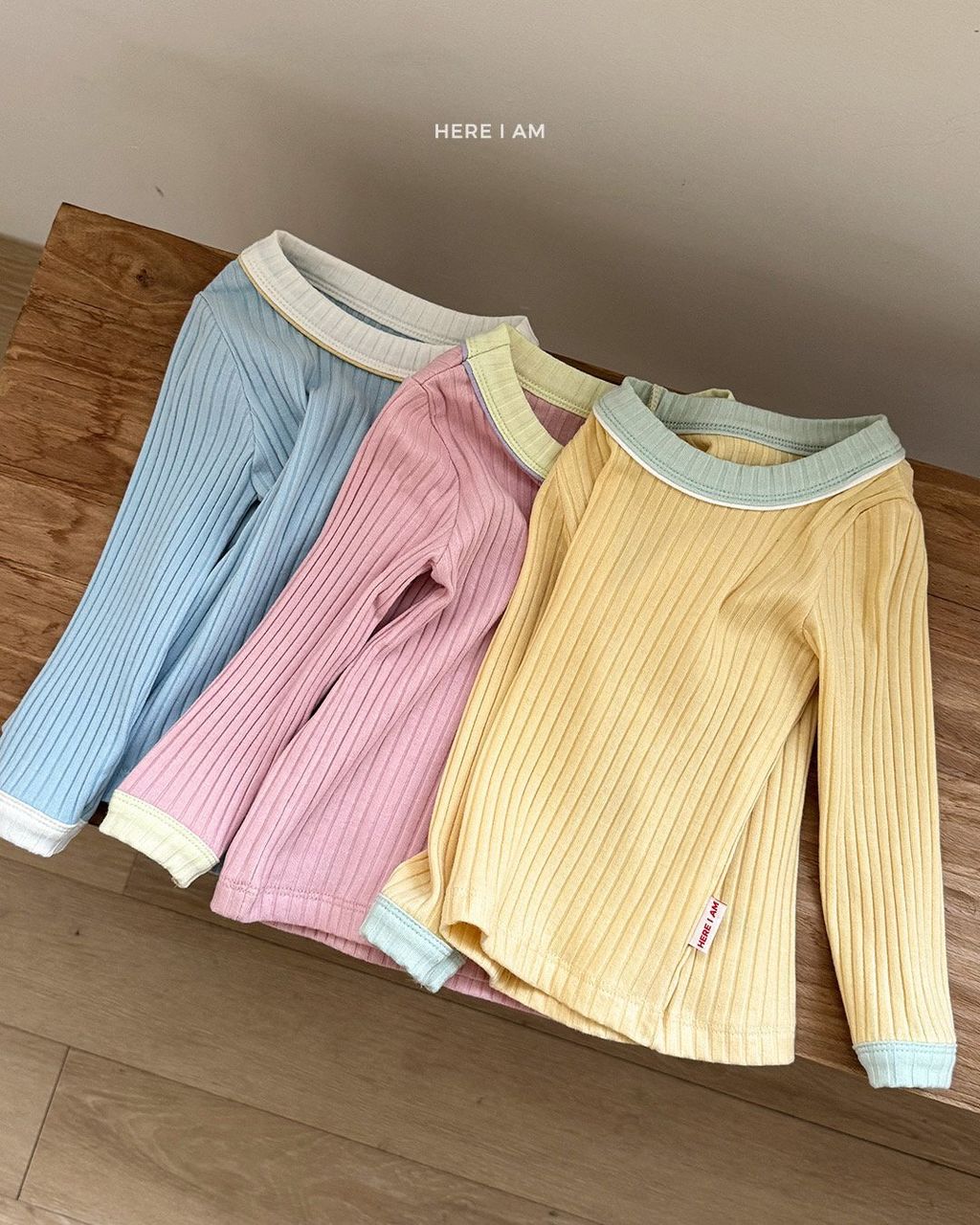 HERE I AM 撞色坑條莫戴爾家居服 03