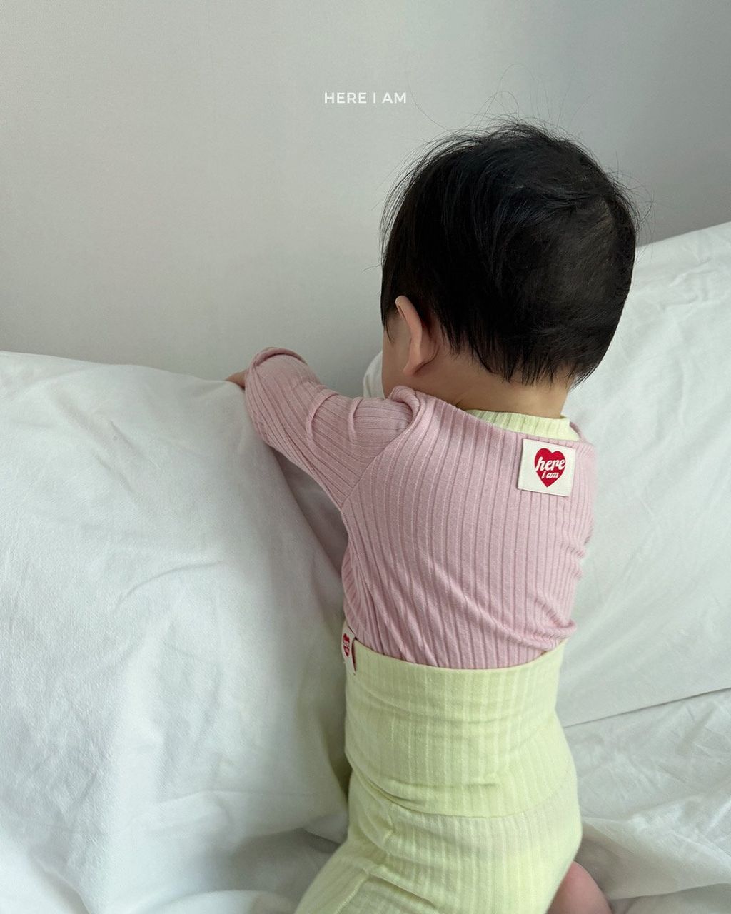 HERE I AM 撞色坑條莫戴爾家居服 11