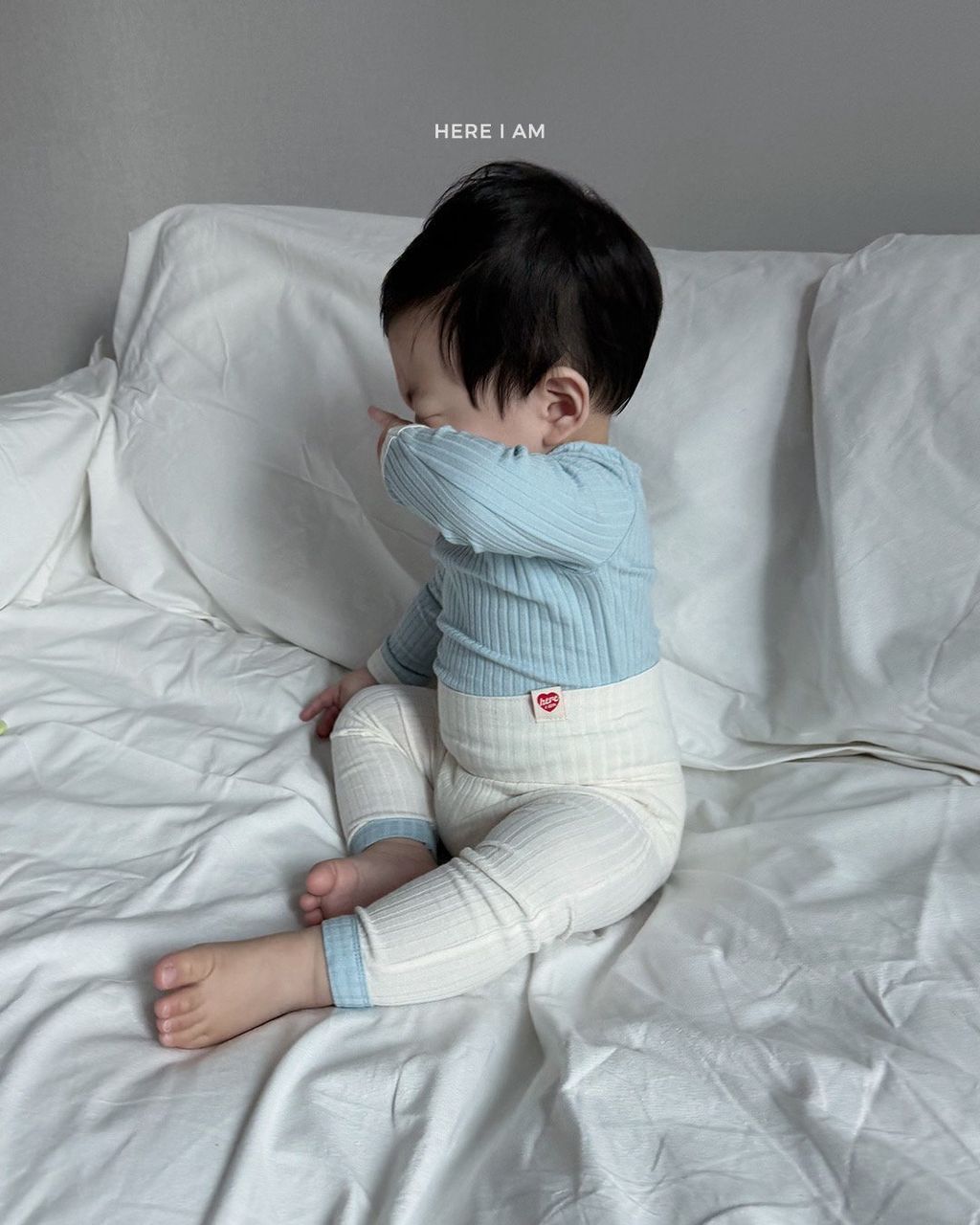 HERE I AM 撞色坑條莫戴爾家居服 18