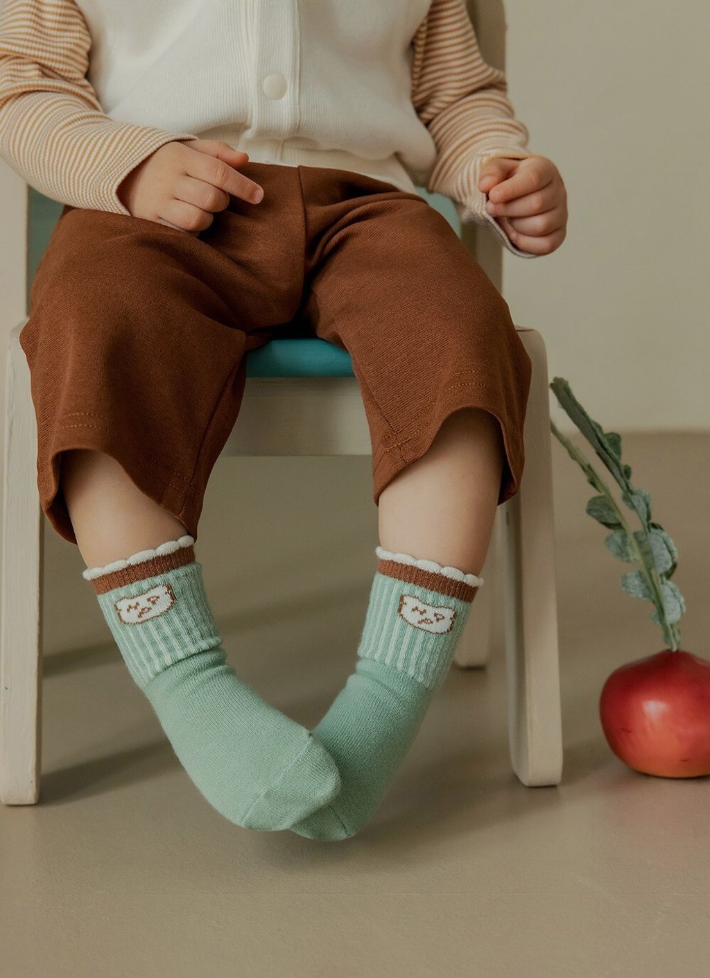 imgi_29_elbbabysocks_00