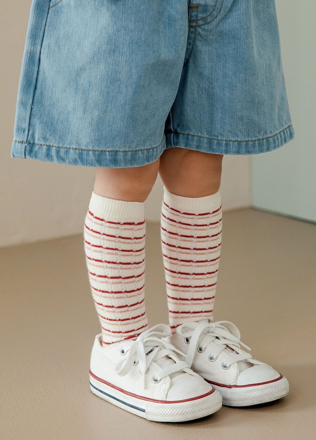 imgi_29_glowkneesocks_111