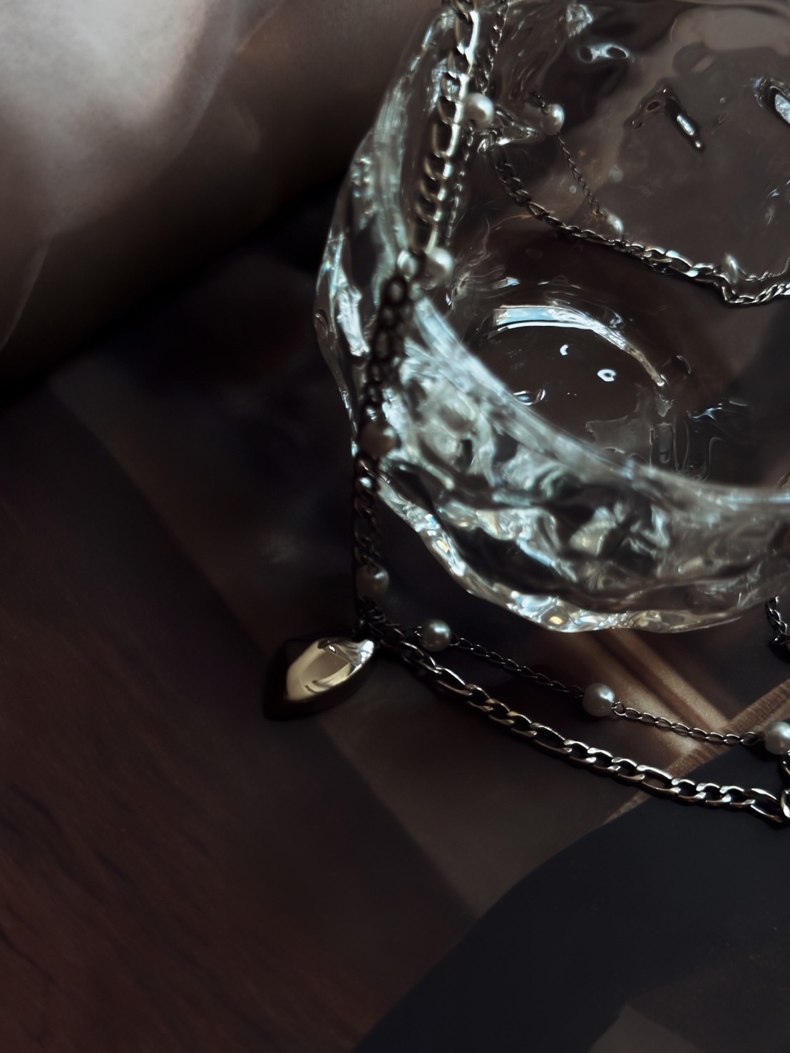 S__3743832_0