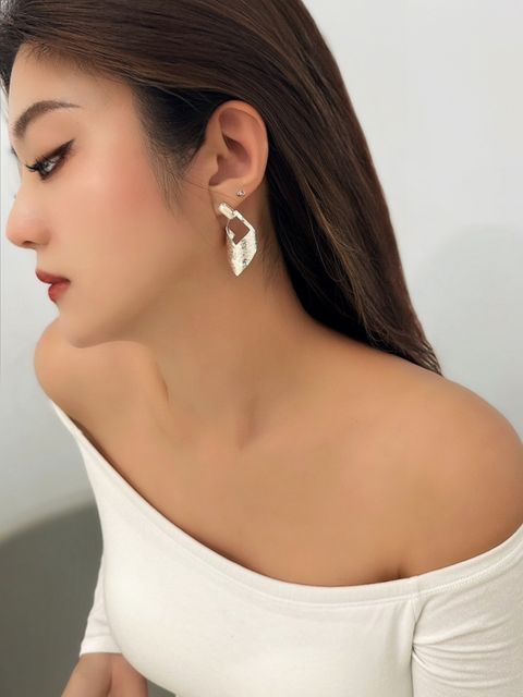 S__3396396_0