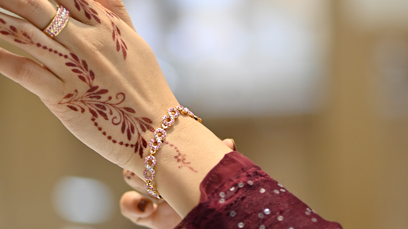 Timeless Elegance | Ozel Jewellery Bangi