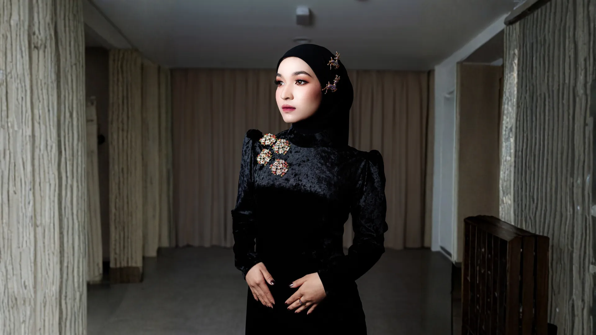 CONFIDENCE IN EVERY SPARKLE | Ozel Jewellery Bangi