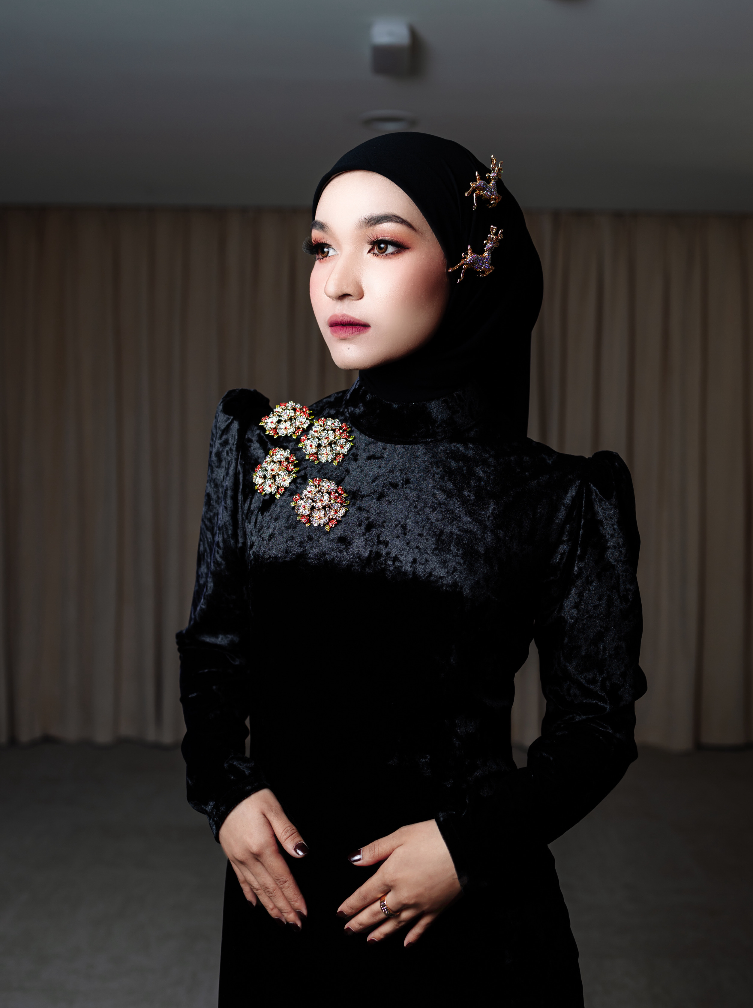 CONFIDENCE IN EVERY SPARKLE | Ozel Jewellery Bangi