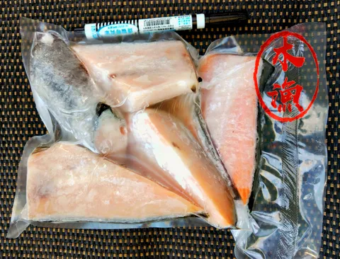 鮭魚尾巴1111.jpg