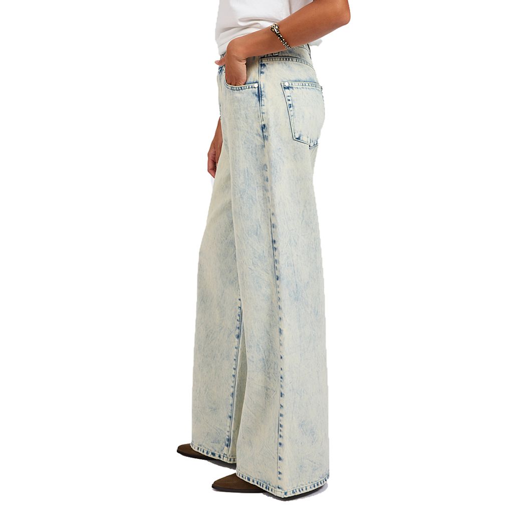 27311_AMBROSIABLUE_5