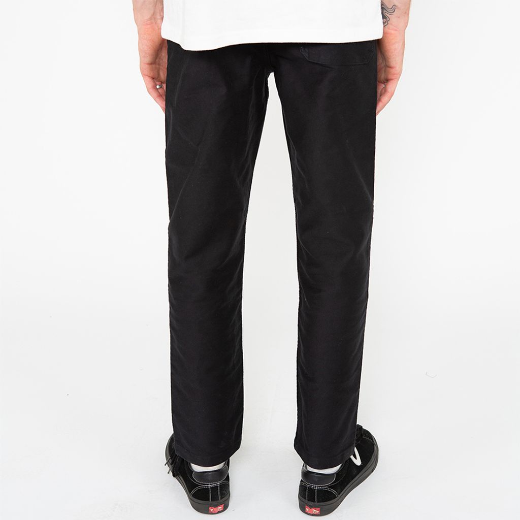 DMF204660.Naito Chore Pant.Black.OnBody.2.jpg