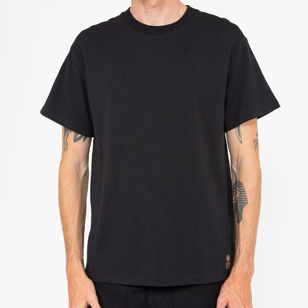 DMW2011241.PlainMilitaryTee.Black.OnBody.1_600x.jpg