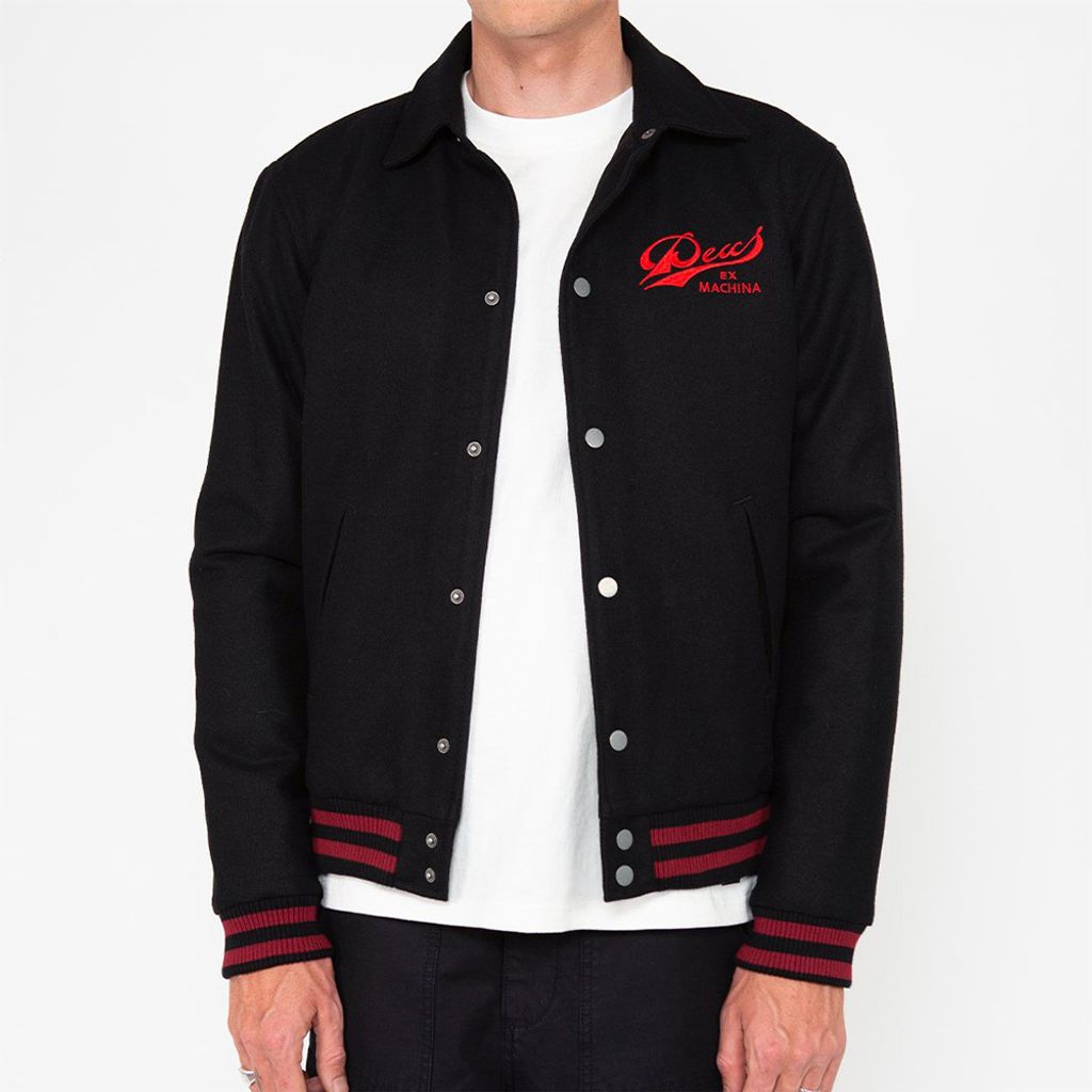 DMF206747.TeamBomberJacket.Black.OnBody.1_1080x1350.jpg