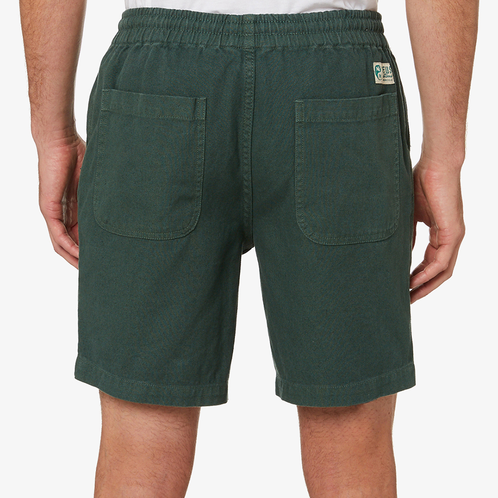 DMS2031428.Leisure Short.Hunter Green.3.jpg