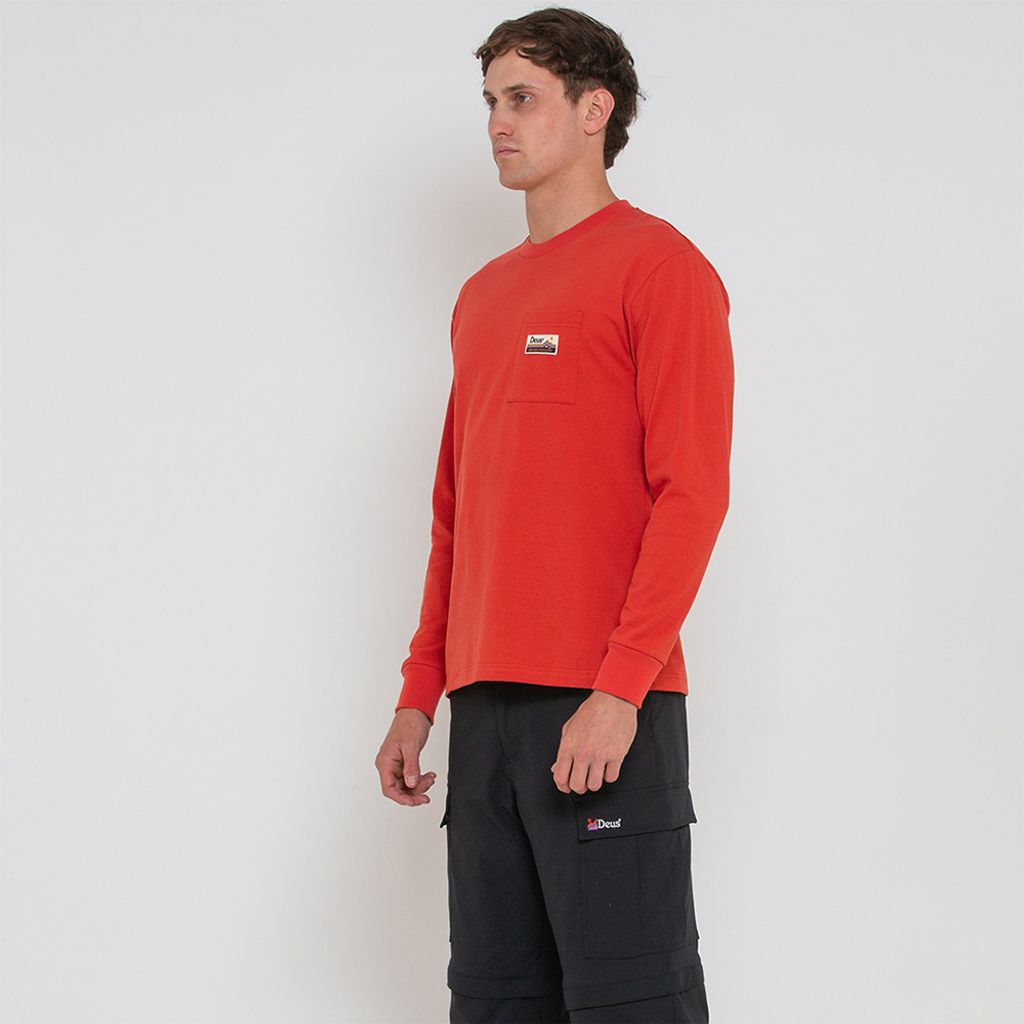 DMF221335.Tango Pocket Ls Tee.Red Clay.2