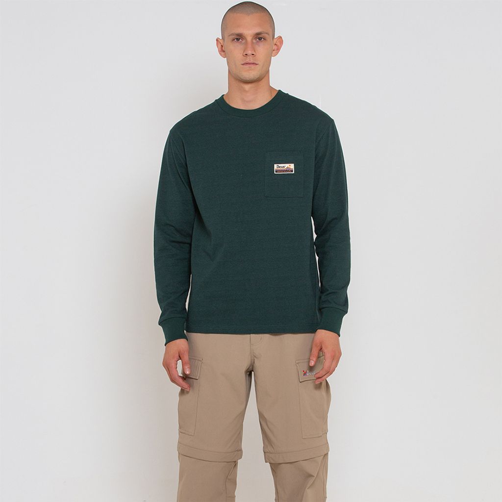 DMF221335.Tango Pocket Ls Tee.Trek Green.1