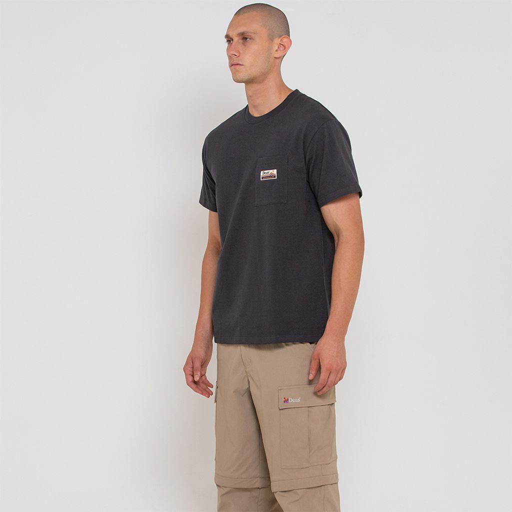 DMF221336.Tango Pocket Tee.Anthracite.2