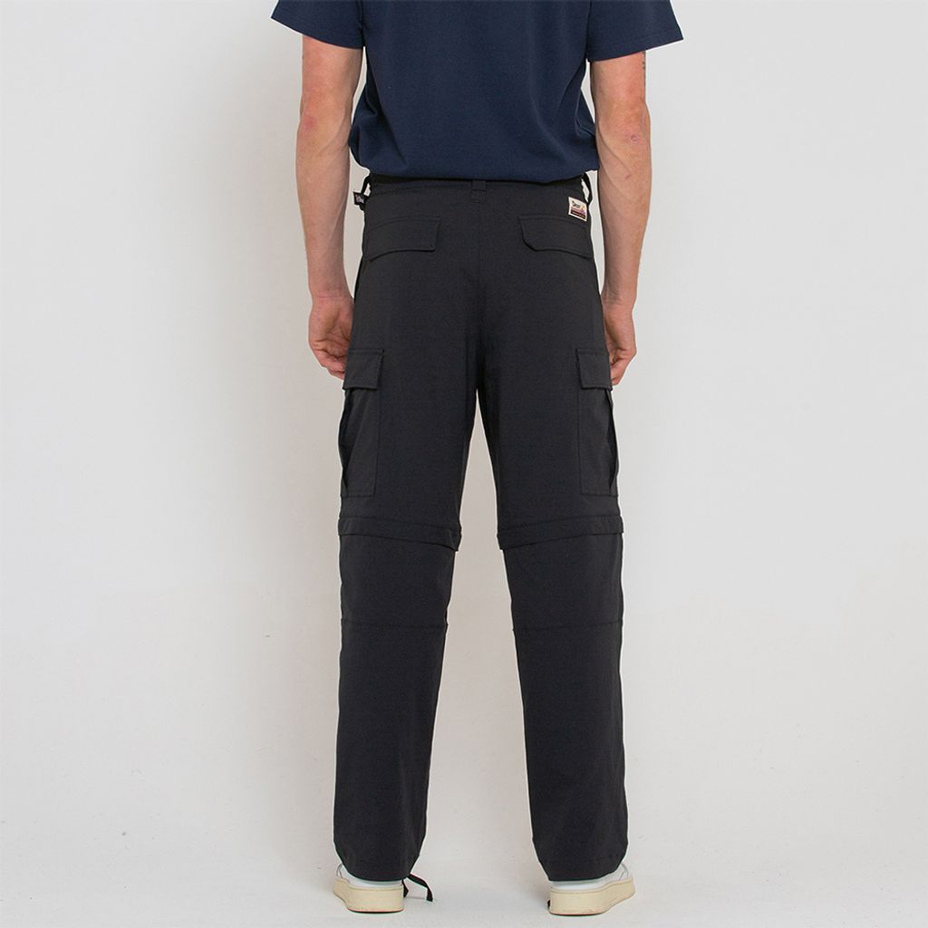 DMF224322.Compass Pant.Black.3