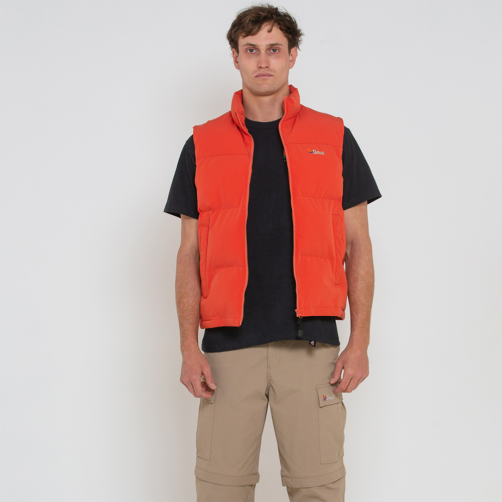 DMF226318.Scout Puffer Vest.Red Clay.1