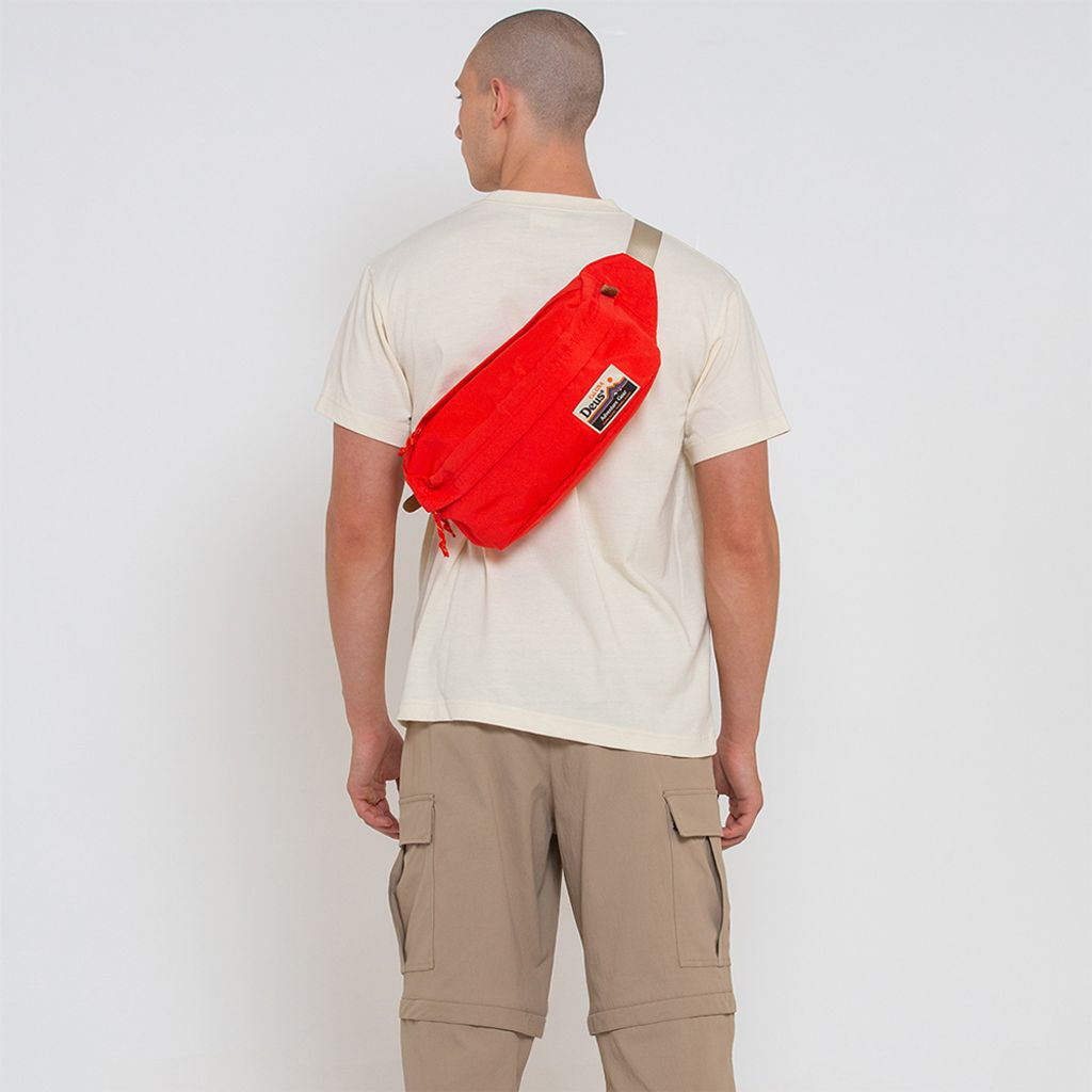 DMF227342.Vermont Fanny Pack.Red Clay.1