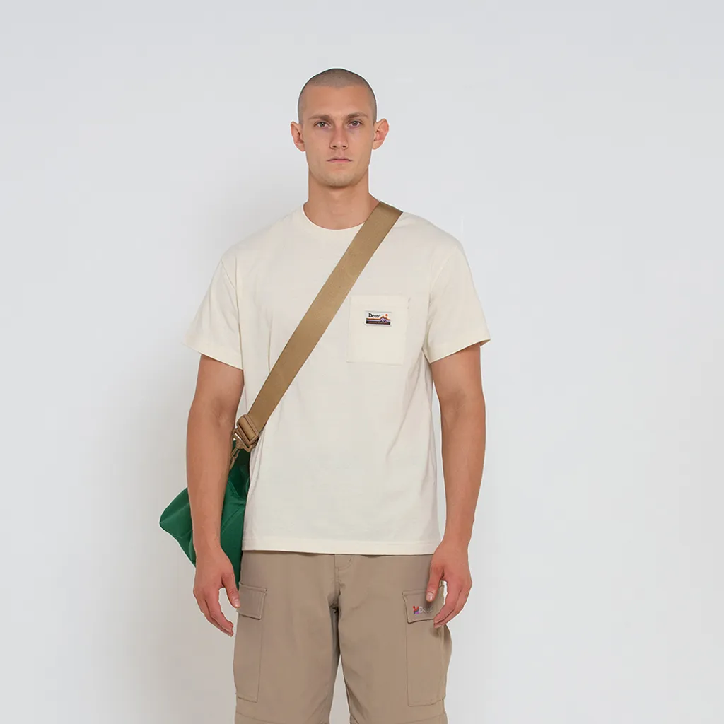 DMF227512.Layover Duffle.Trek Green.3