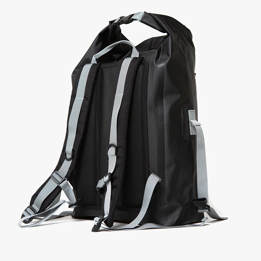 DMS227685.Dry40LBackpack.Black.2