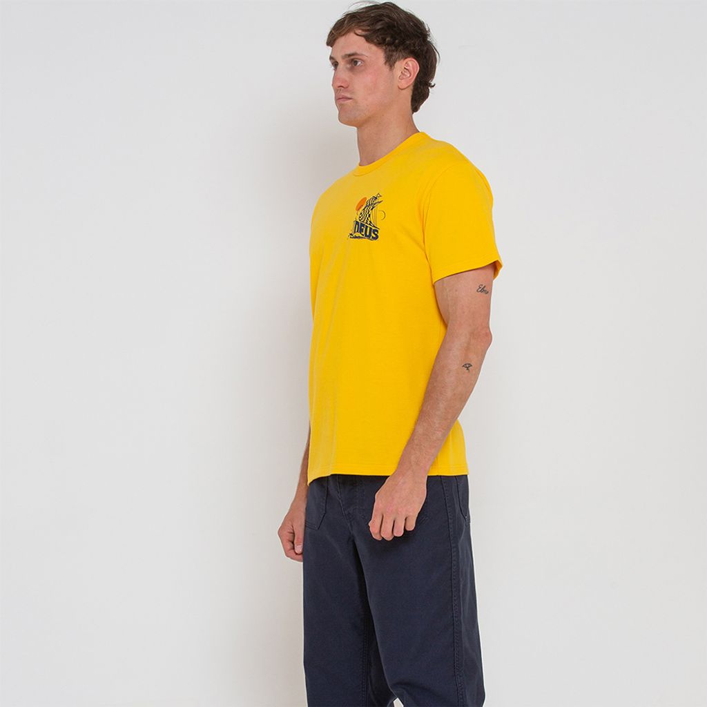 DMF221358A.Starboard Tee.Spectra Yellow.2