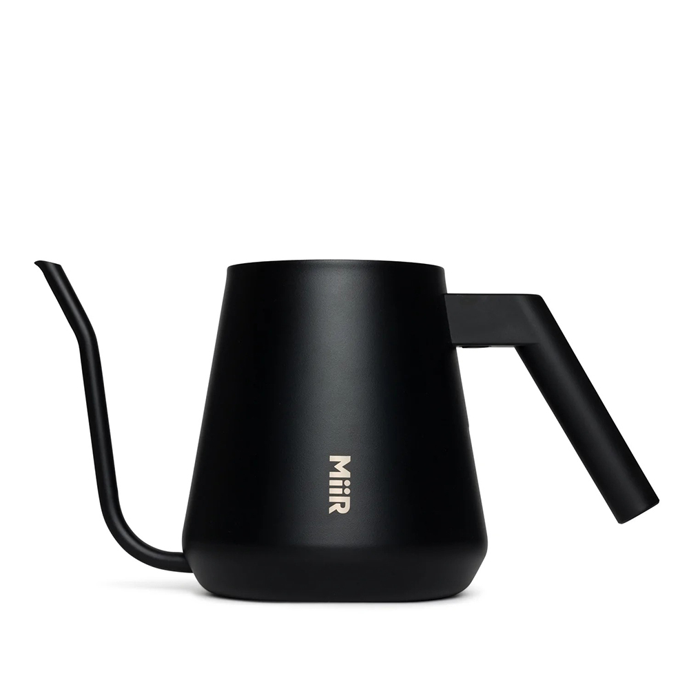 Pour_Over_Kettle_Black_Studio_02 (5)