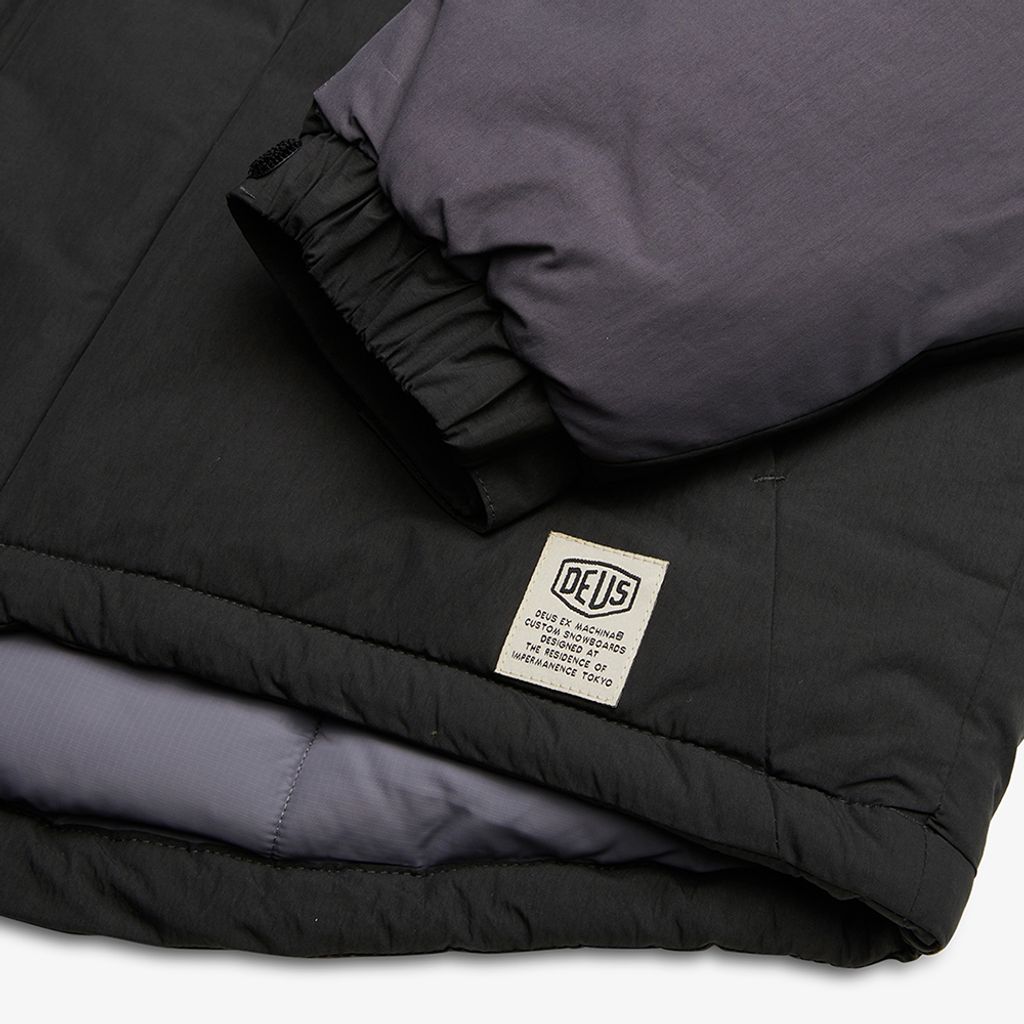 DPT22001.Latitude Jacket .Black.8