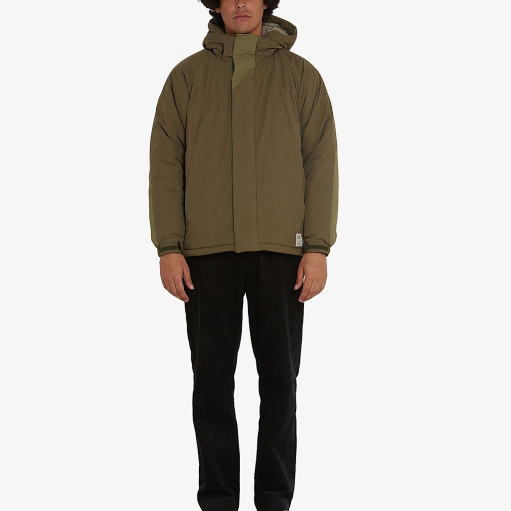 DPT22001.Latitude Jacket.Military Olive.1(1)