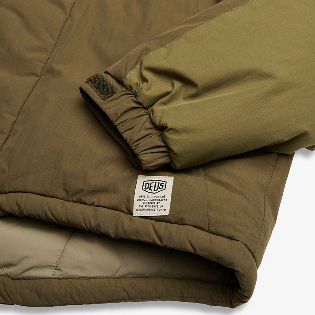 DPT22001.Latitude Jacket .Military Olive.8