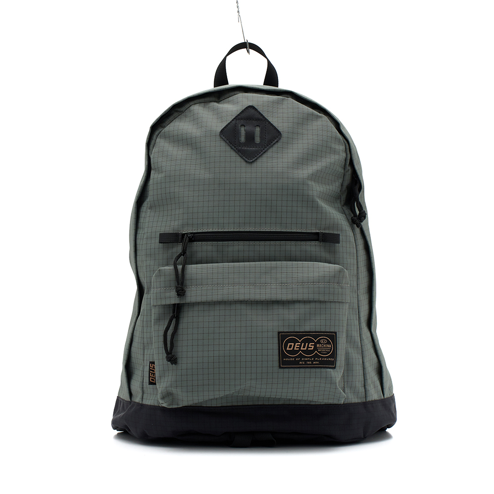 DMP257990-Ventura Day Pack-Grey-01