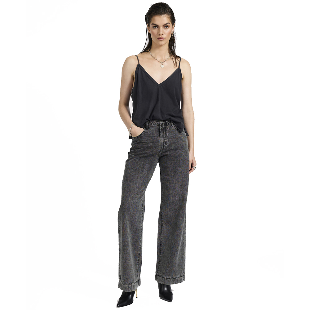 27165_ROCCOGREYBLACK_1