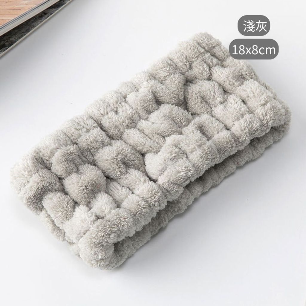 tw-11134207-820l9-mn4nhbhewv7pb2