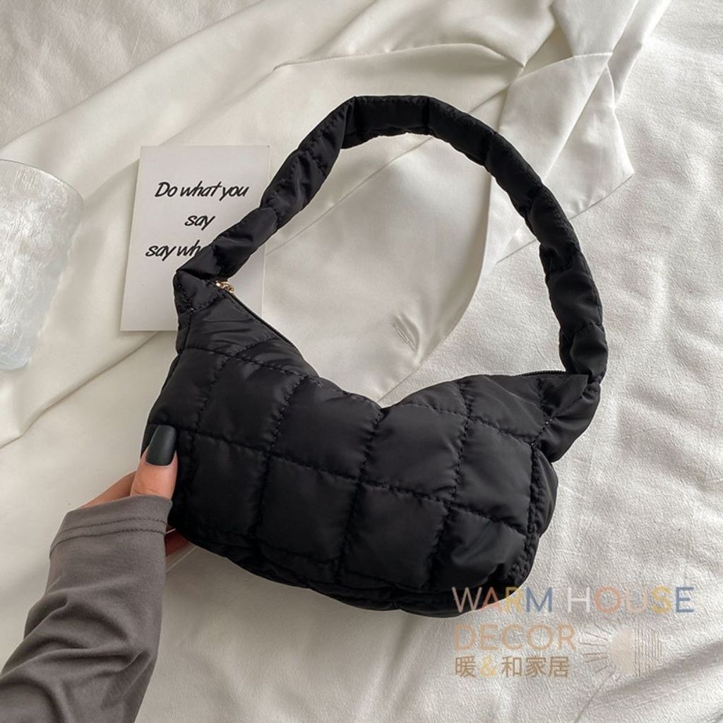 tw-11134207-820lh-mm8gzza5st8g92