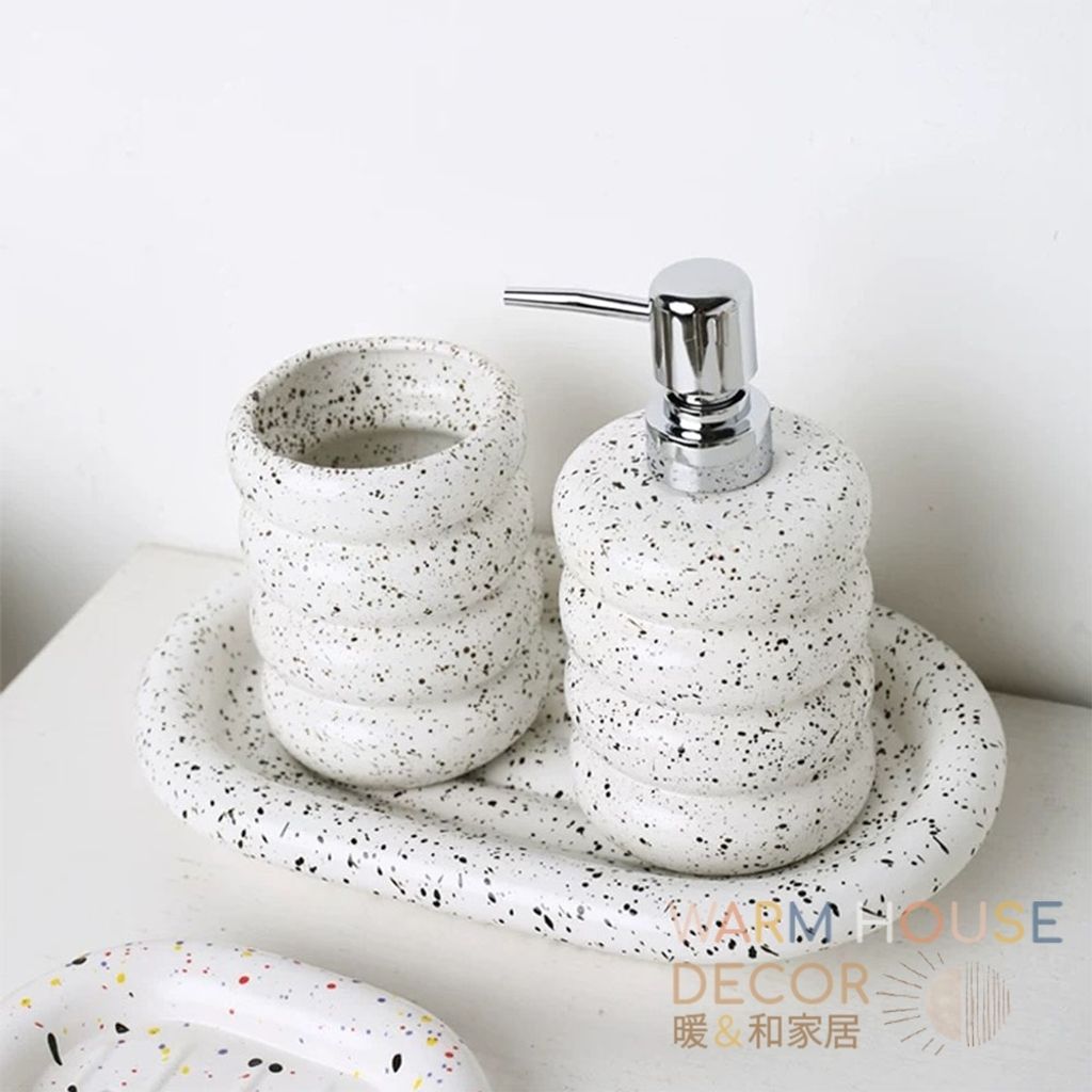 tw-11134207-7rasc-m31r63y3eyjvf0