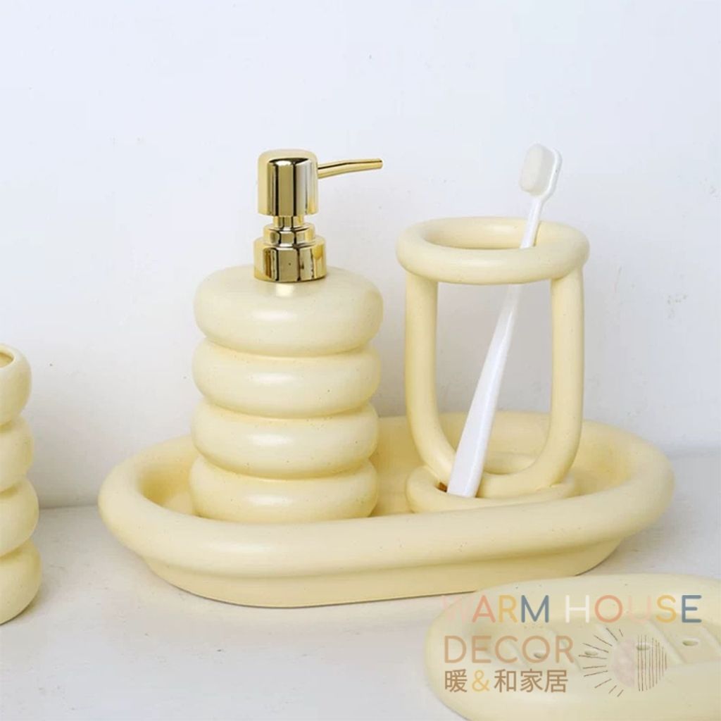 tw-11134207-7rasd-m31r63y3eykrae