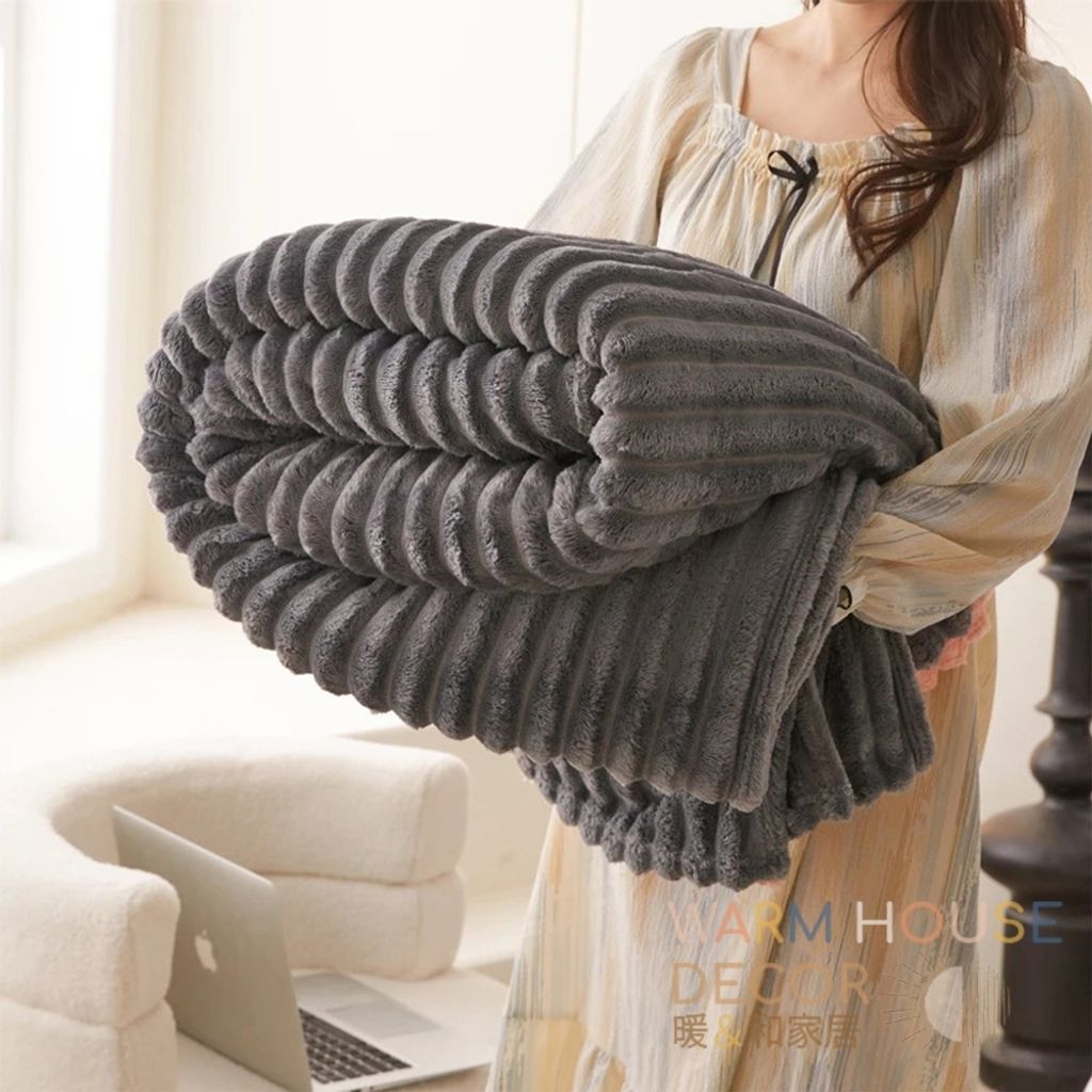 tw-11134207-7rasi-m2m1uuy0jgcrae