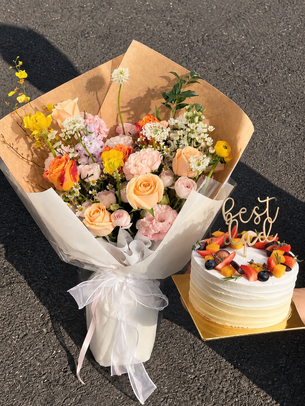 Bouquet and Best Dad Cake Gift (1)