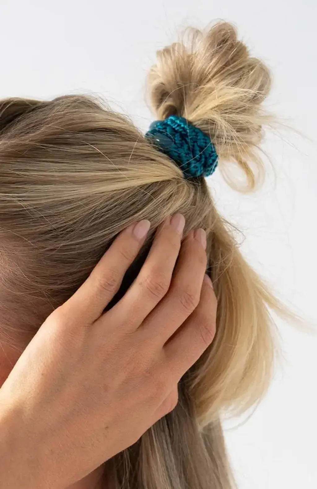 LI2337PeacockModelAlt_DAY2_25_Shopify_Optimized_81ae61a5-bf63-4d9d-8152-07613f55a43d_646x994