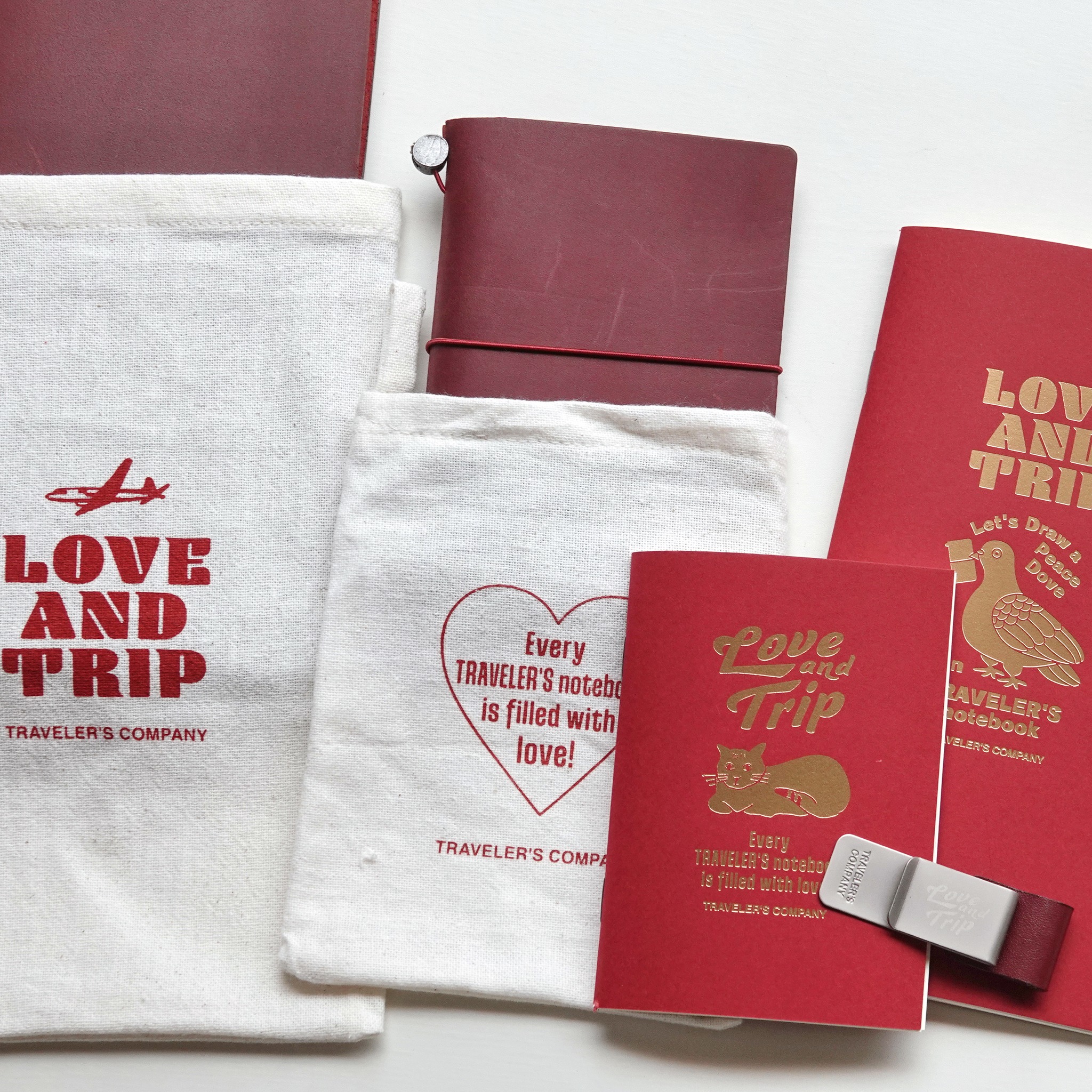 2025 TRAVELER'S notebook | RED 紅本 Love and Trip