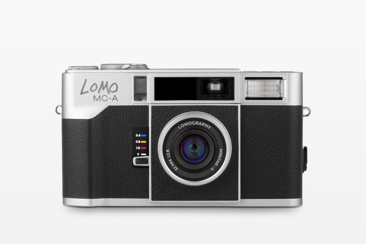 lomo-mca_silver-front-grey