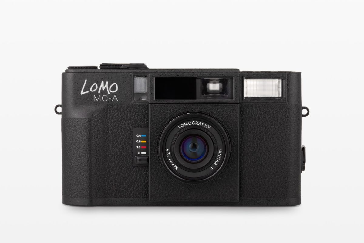 lomo-mca_black-front-grey